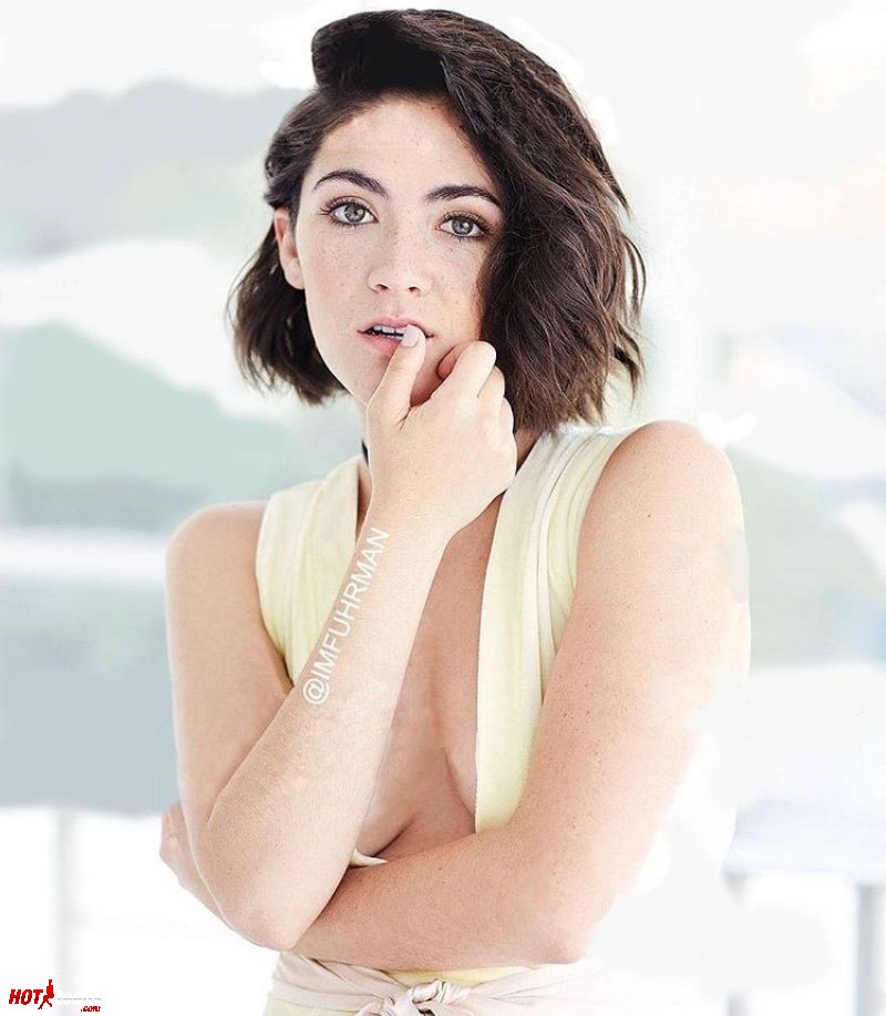 Orphan Actress Isabelle Fuhrman Nude Tits Looks Amazing